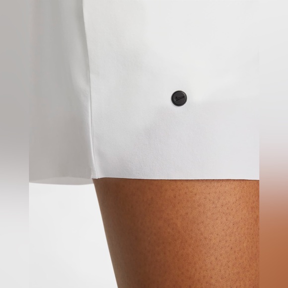 NIKE Dri-FIT UV Ace Women's Golf Skirt - Picture 4 of 15